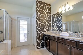 9 Bed 6 Ba Villa with Games, Pool & Spa