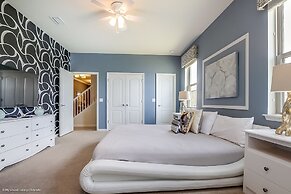 9 Bed 6 Ba Villa with Games, Pool & Spa