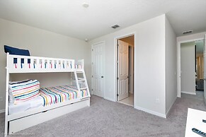 7 BD 5 BH With Game Room Pool Spa