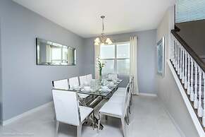 7 BD 5 BH With Game Room Pool Spa