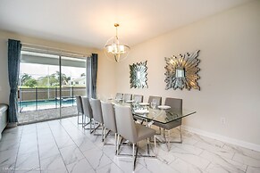 9 Bedroom 5 Bathroom Villa