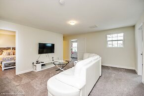 9 Bedroom 5 Bathroom Villa