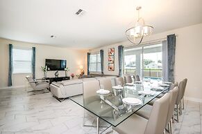 9 Bedroom 5 Bathroom Villa