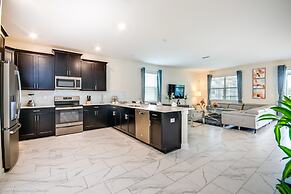 9 Bedroom 5 Bathroom Villa