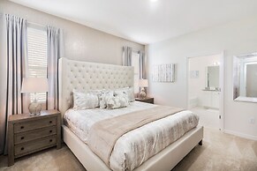 Solterra 7 Bedroom House