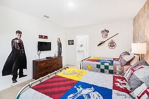 Solterra 7 Bedroom House