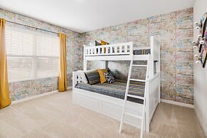 Solterra 7 Bedroom House