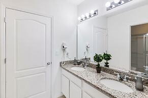 Solterra 7 Bedroom House