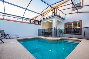 Stylish 4 Bed 3 Ba Pool Home