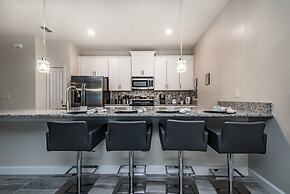 Stylish 4 Bed 3 Ba Pool Home