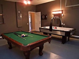 The Windsor Hills IHR 3076