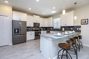 6 Bdrm High End Champions Gate Villa