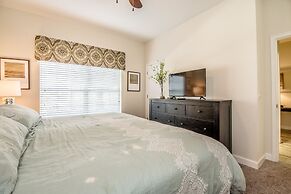 Beautiful 4 Bdrm, 3 Bath Townhome