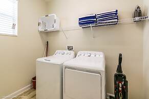 6 Bed 5 Bath Villa with Games, Pool & Spa