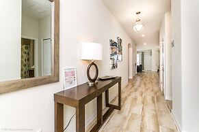 6 Bed 5 Bath Villa with Games, Pool & Spa