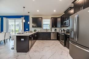 1596san Champions Gate