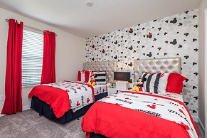 1596san Champions Gate