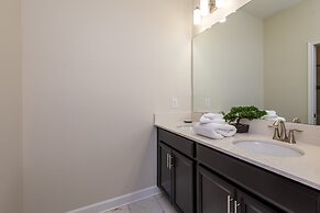 1596san Champions Gate