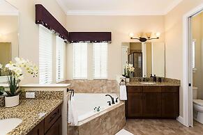 5 Bed 5 Ba Villa with Game Room, Pool & Spa