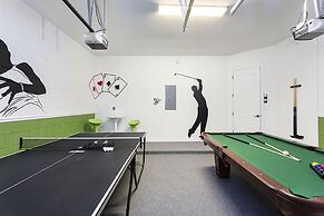 5 Bed 5 Ba Villa with Game Room, Pool & Spa