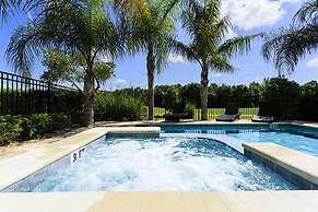 5 Bed 5 Ba Villa with Game Room, Pool & Spa