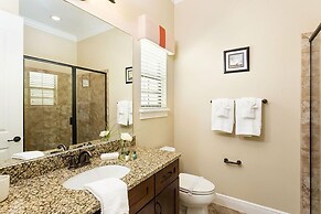 5 Bed 5 Ba Villa with Game Room, Pool & Spa