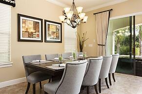 5 Bed 5 Ba Villa with Game Room, Pool & Spa