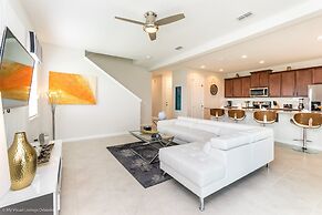 6bed 5Ba Villa Game Room Pool Spa