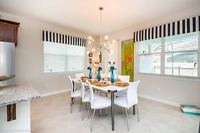 6bed 5Ba Villa Game Room Pool Spa