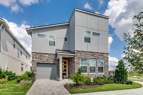 6bed 5Ba Villa Game Room Pool Spa