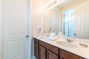 6bed 5Ba Villa Game Room Pool Spa