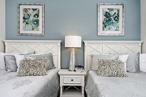 4 Bed Home Splash Pool at Solara