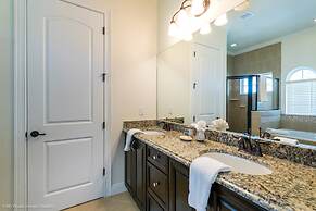 Elegant 5 BD, 5 BH Villa