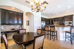 Elegant 5 BD, 5 BH Villa