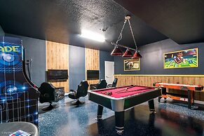 6 Bedroom Villa With GR and Pool