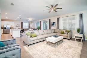 5 BD 4.5 BH With Game Room and Spa