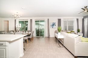 5 BD 4.5 BH With Game Room and Spa