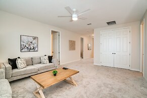 5 BD 4.5 BH With Game Room and Spa