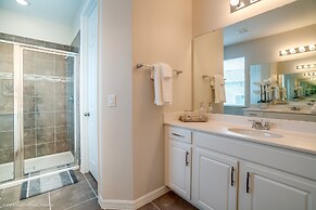 5 BD 4.5 BH With Game Room and Spa