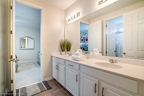 5 BD 4.5 BH With Game Room and Spa