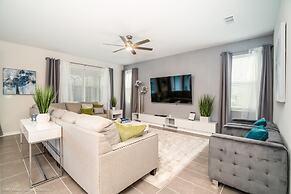 5 BD 4.5 BH With Game Room and Spa