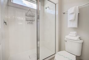 Amazing 6 Bedroom 5 Bathroom Solara Resort Villa