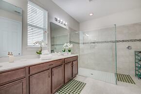 Amazing 6 Bedroom 5 Bathroom Solara Resort Villa