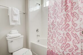 Amazing 6 Bedroom 5 Bathroom Solara Resort Villa