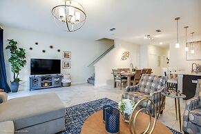 5 Bedroom 4 Bathroom Storey Lake