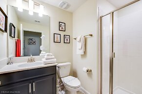 5 Bedroom 4 Bathroom Storey Lake