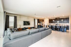 9 Bed 6,5 Ba Villa Games, Pool & Spa