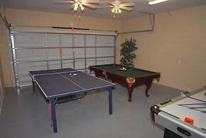 The Windsor Hills IHR 3077