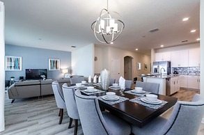 6 Bedroom Golf Course Resort Villa