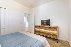 8 Bedroom 6 Bathroom Villa